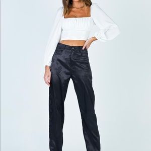 Selling a brand new white Crop top